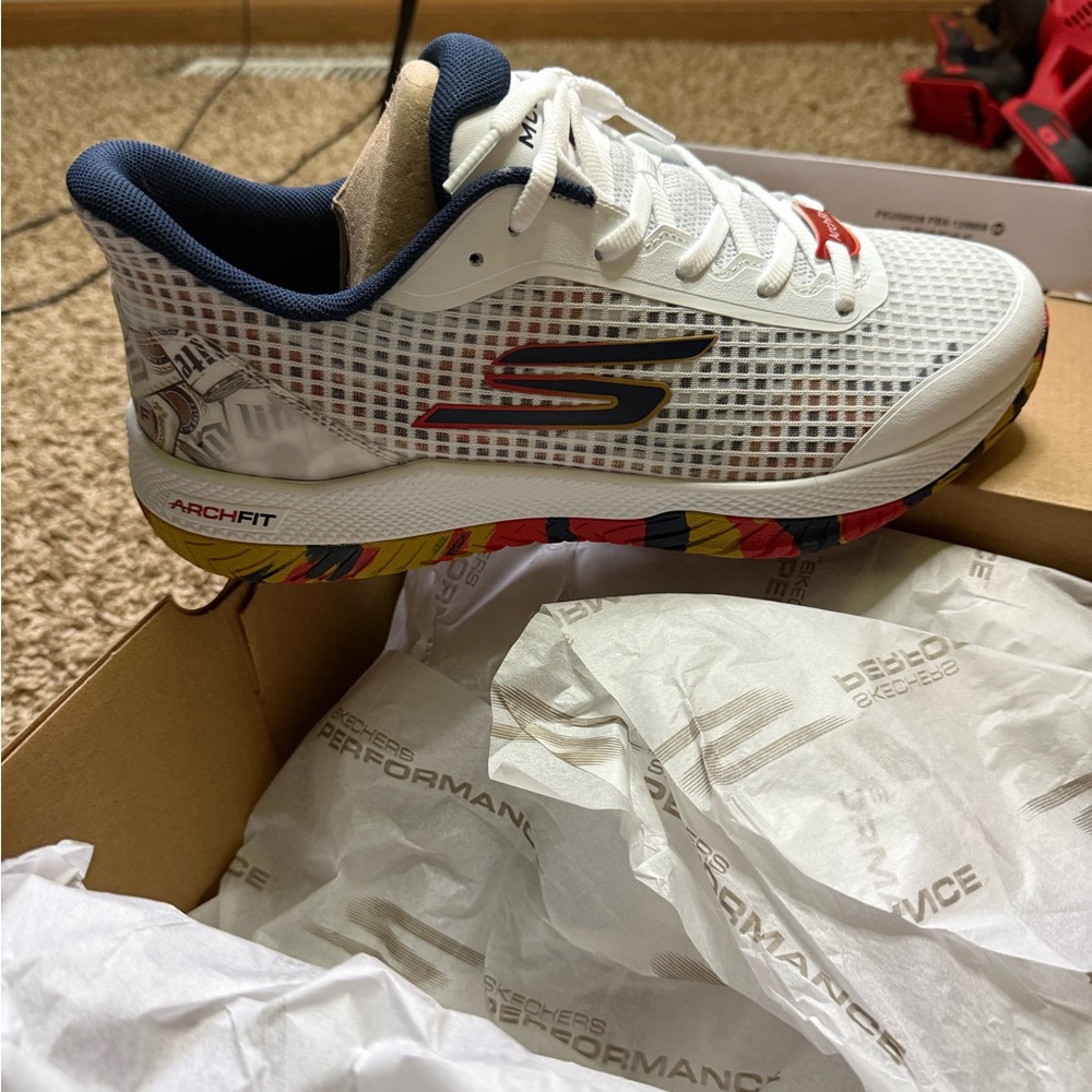 Skechers White and Blue Athletic Shoes